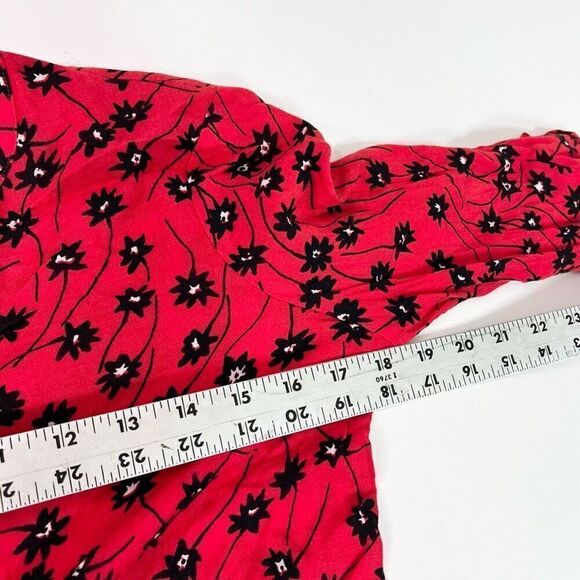 Express Shirt Womens Small Crew Neck Long Bell Sleeve Floral Red New - Picture 4 of 12